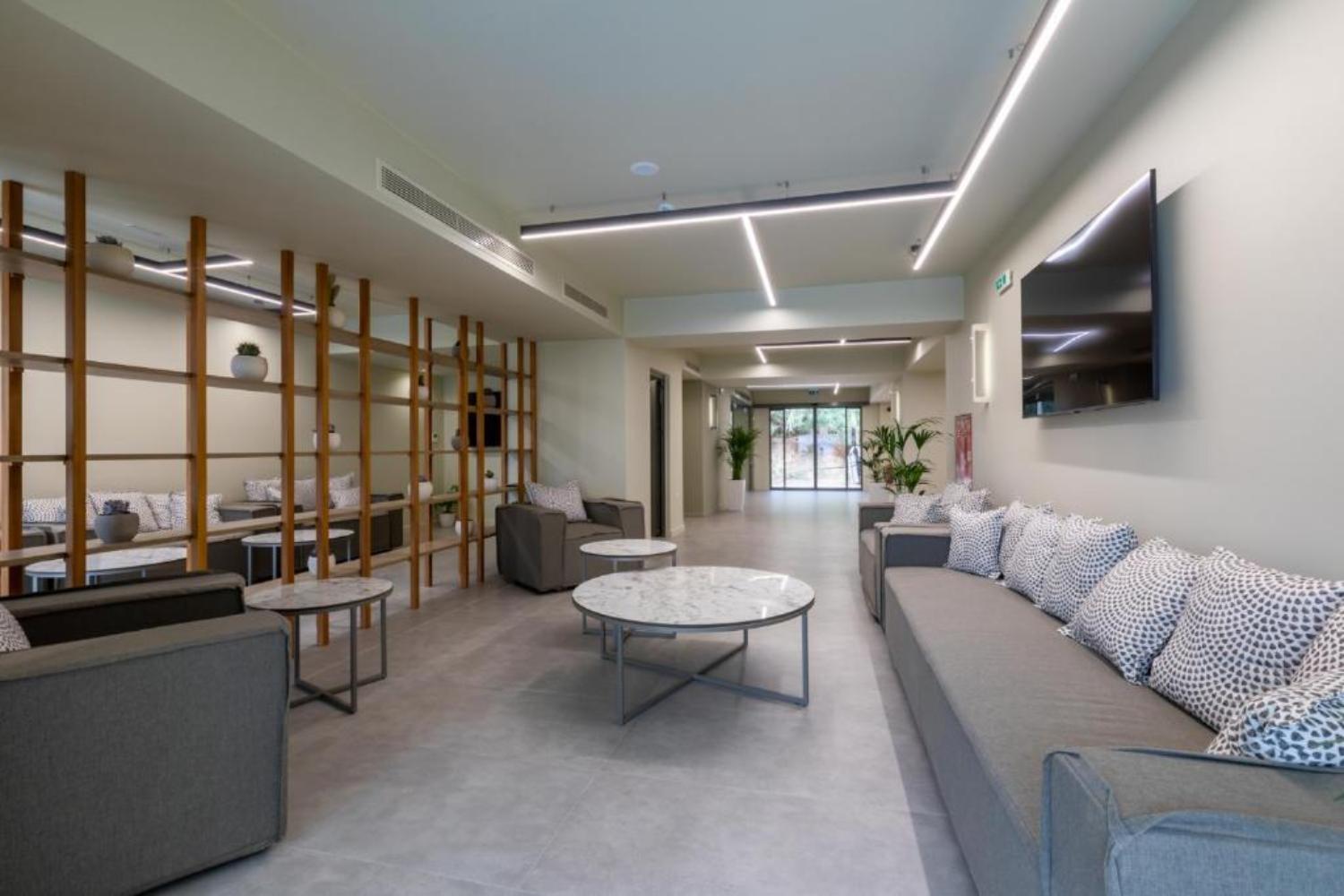 White Olive Elite Rethymno