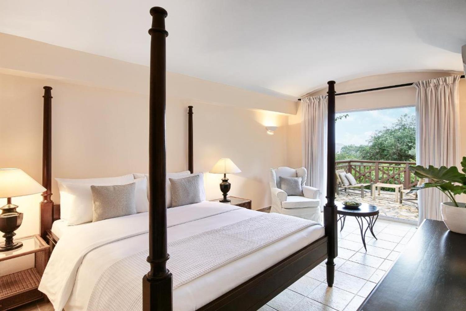 Grecotel Luxme Daphnila Bay