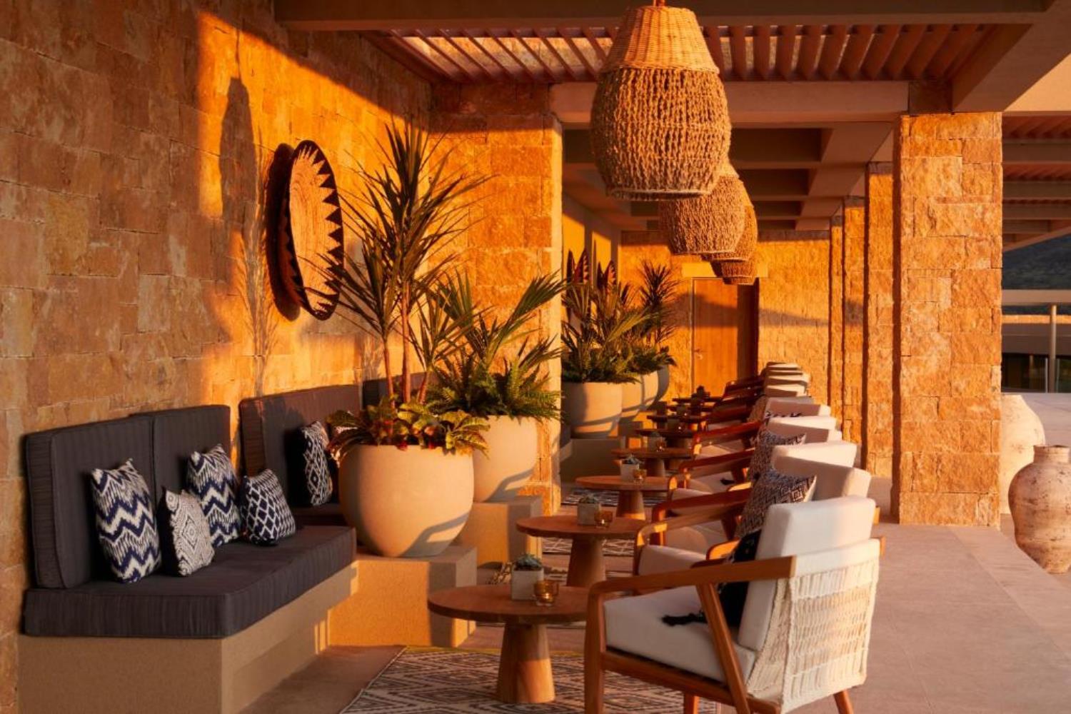 Elix, Mar-bella Collection