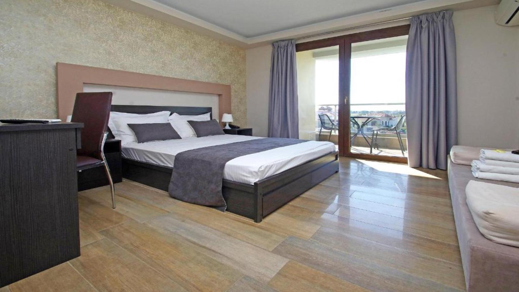 Principal New Leisure Hotel 8