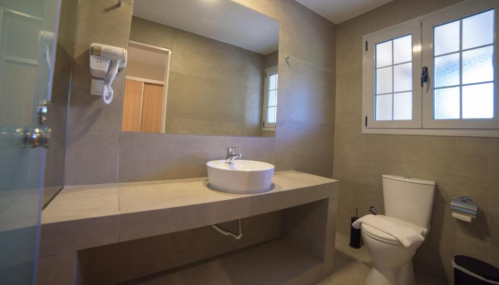 Akron Seascape Resort