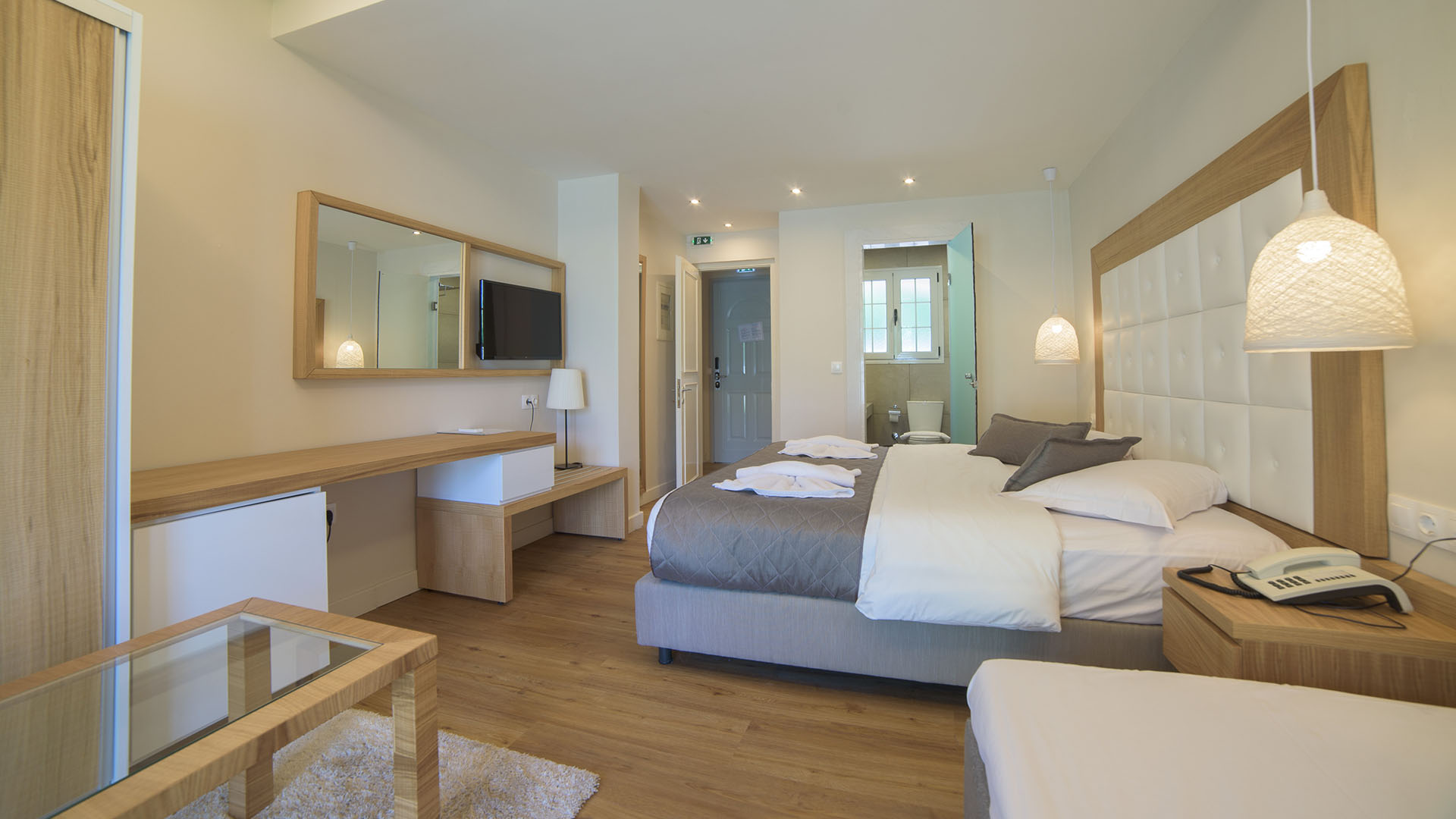 Akron Seascape Resort