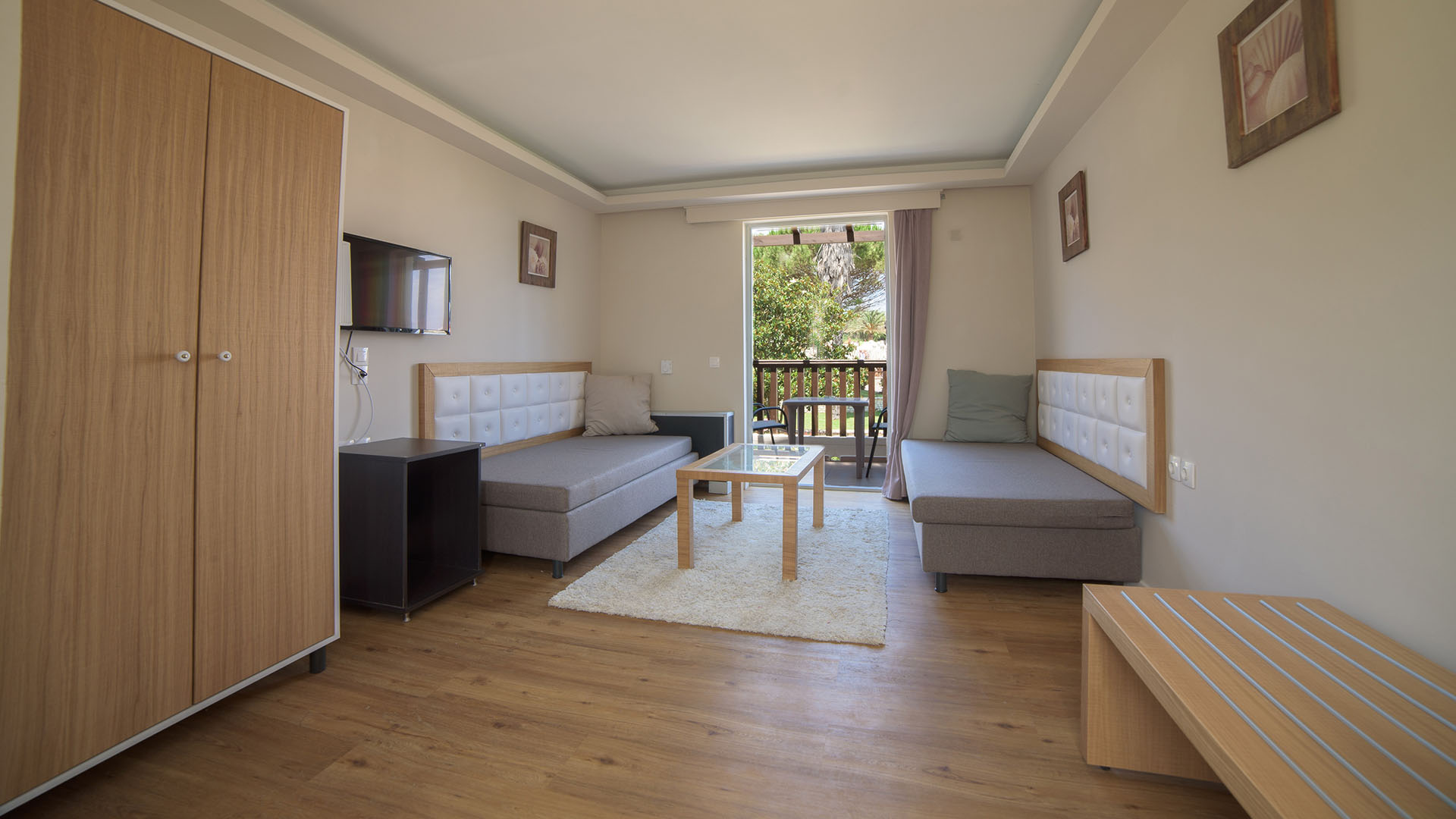 Akron Seascape Resort