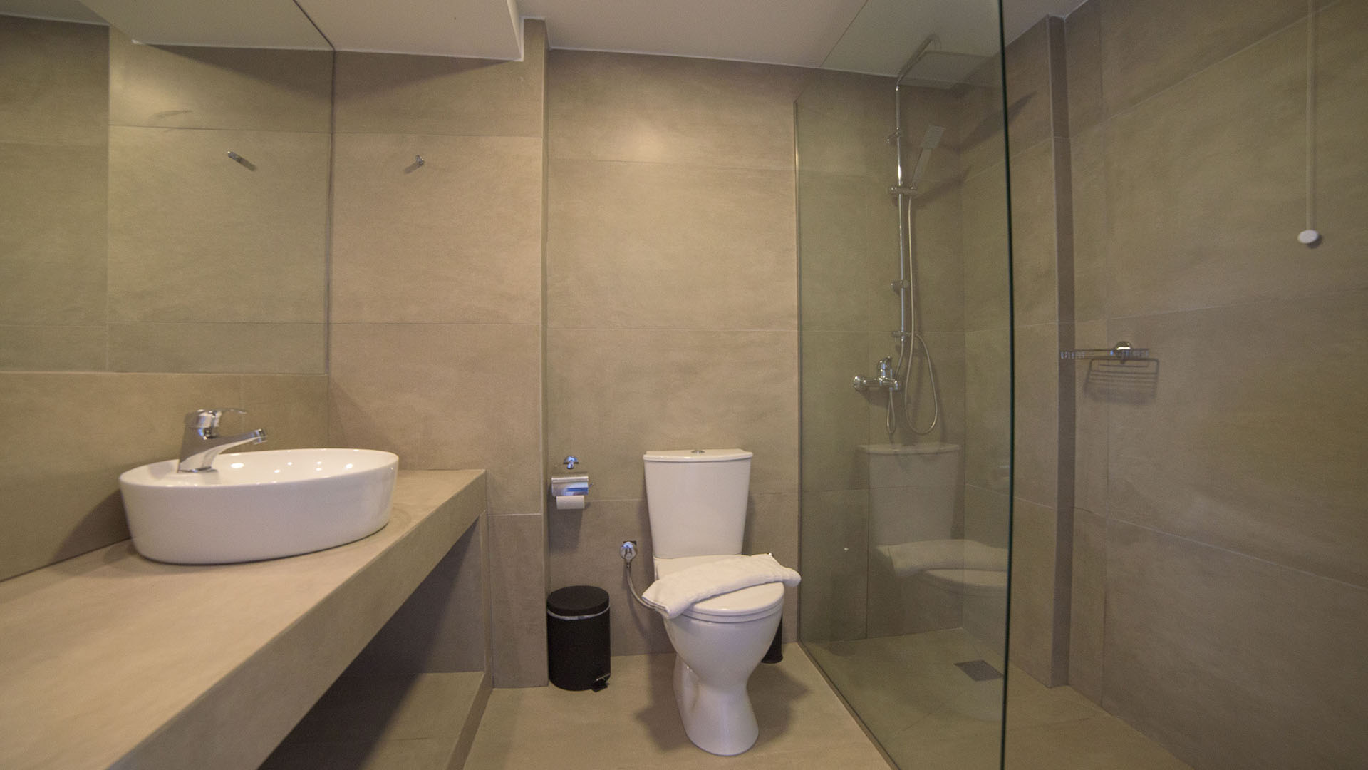 Akron Seascape Resort