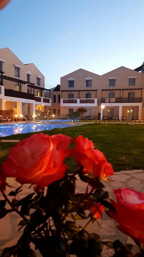 Akron Seascape Resort