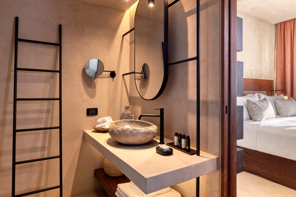 Domes Of Corfu, Autograph Collection