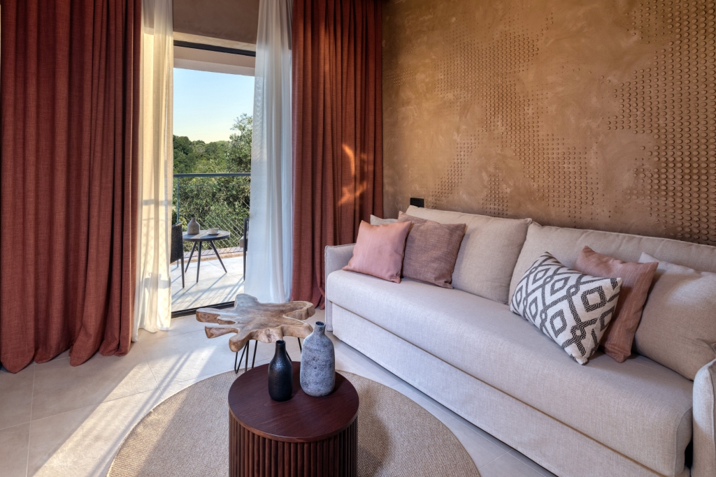 Domes Of Corfu, Autograph Collection