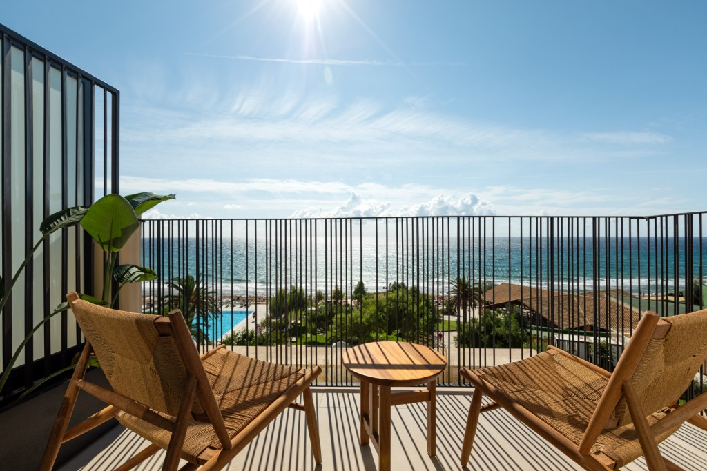 Domes Of Corfu, Autograph Collection