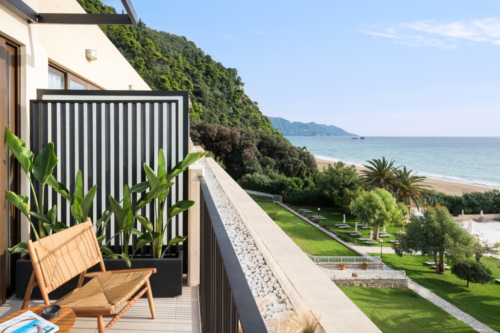 Domes Of Corfu, Autograph Collection