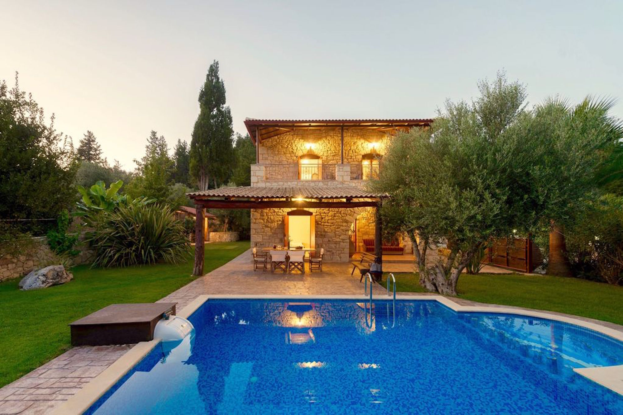 ZONERA VILLAS
